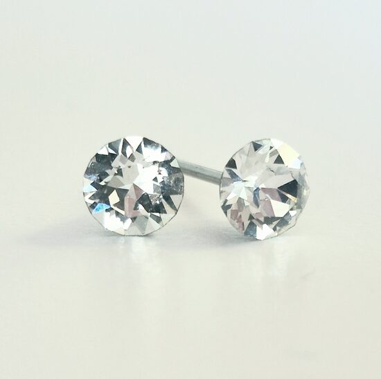 BJT3050 ar Swarovski kristāliem 5mm