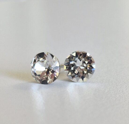 BJT3060 ar Swarovski kristāliem 5mm